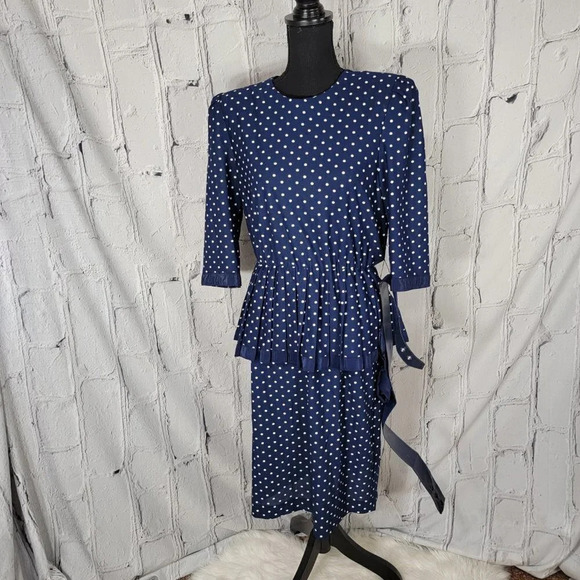 VINTAGE Retro‎ Navy Blue with White Polka Dot Modest Mid Length Peplum Dress 12 - Picture 6 of 8